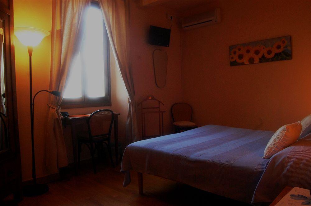 Alberghetto Della Marianna Cadenabbia ภายนอก รูปภาพ